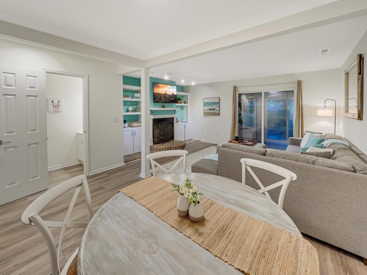 5 Min To Beach—King Beds Charleston Exteriör bild